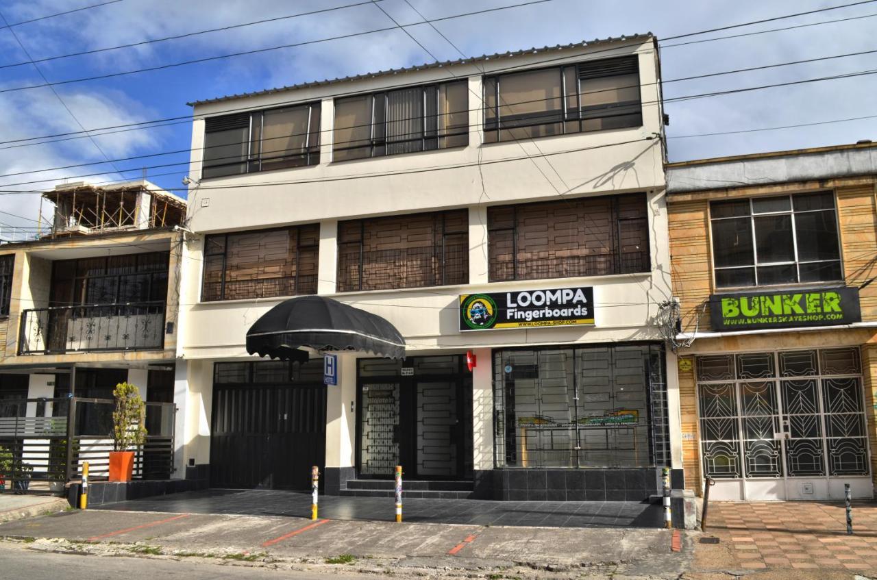 Hotel Alojate In Bogotá Zewnętrze zdjęcie