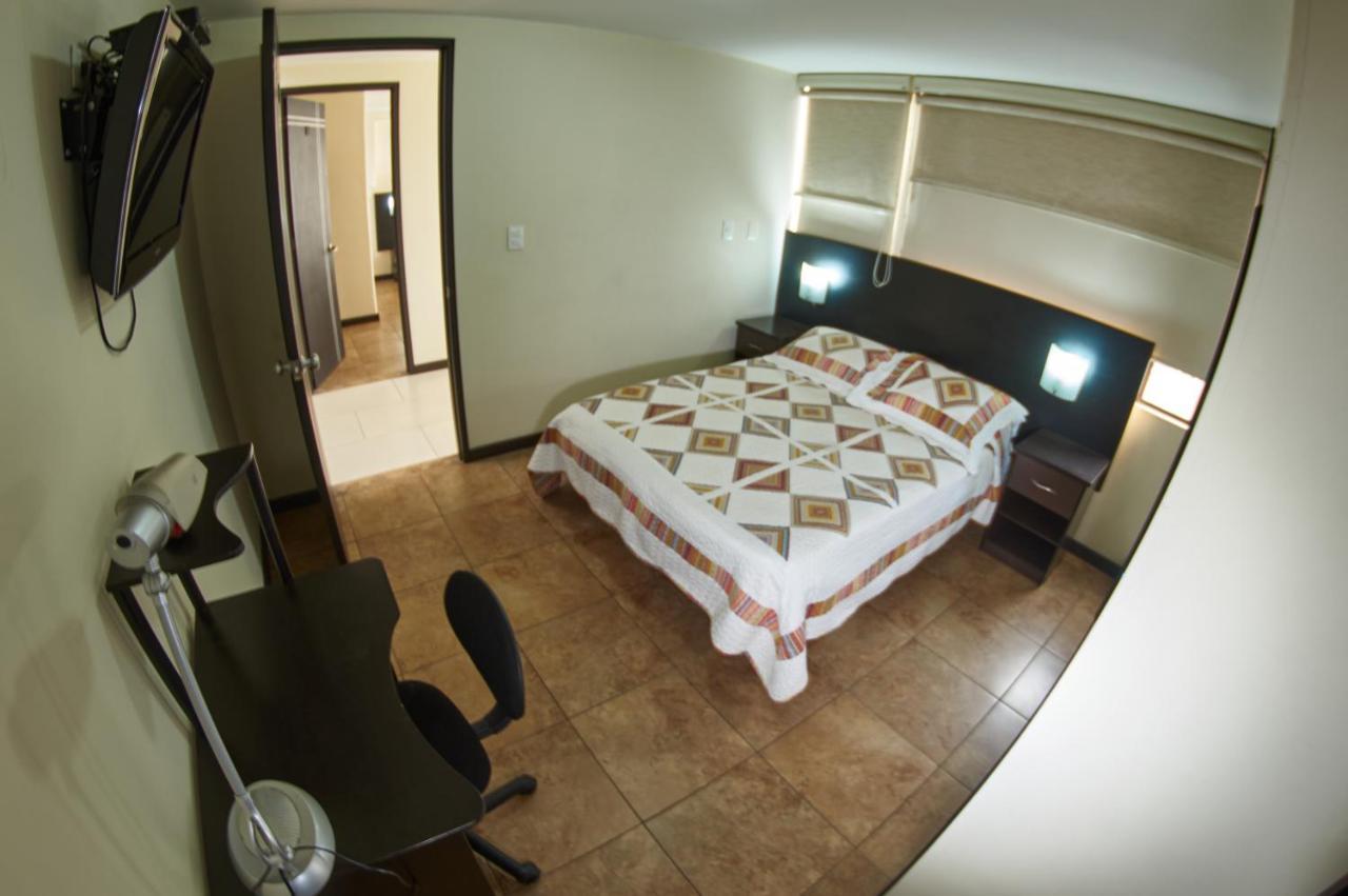 Hotel Alojate In Bogotá Zewnętrze zdjęcie